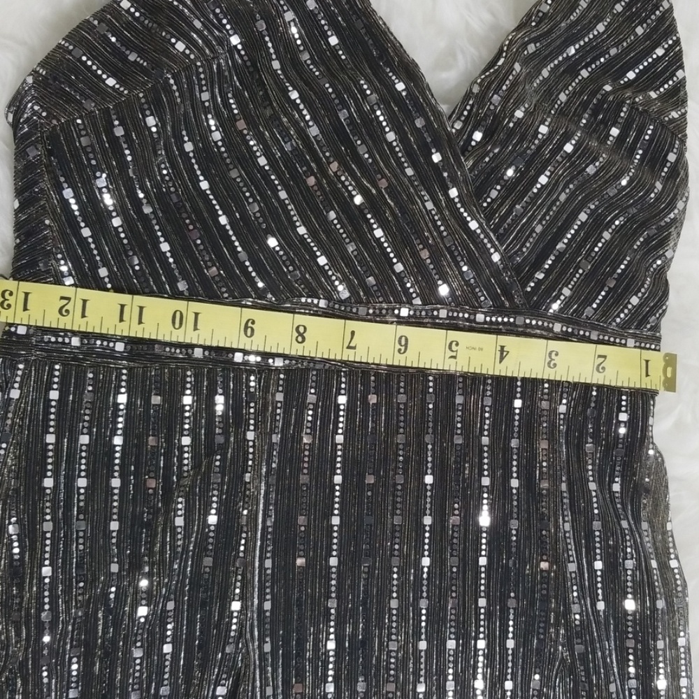 Black sequin cocktail dress - Picture 7 of 8